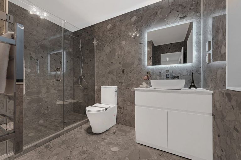 Photo of property in 27 Tannaghmore Drive, Flat Bush, 2019