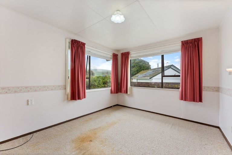 Photo of property in 8 Tudor Road, Pahiatua, 4910