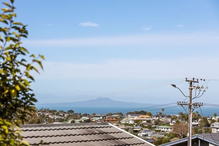 Photo of property in 39 Stanmore Bay Road, Stanmore Bay, Whangaparaoa, 0932