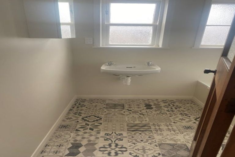 Photo of property in 57 East Street, Feilding, 4702