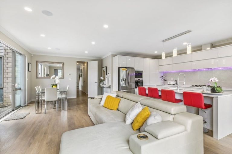 Photo of property in 57 Blacks Road, Greenhithe, Auckland, 0632