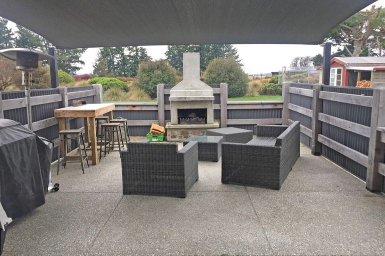 Photo of property in 812 Kane Road, Hawea Flat, Wanaka, 9382