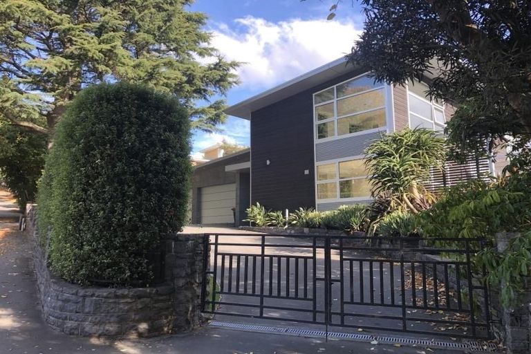 Photo of property in 62 Dyers Pass Road, Cashmere, Christchurch, 8022