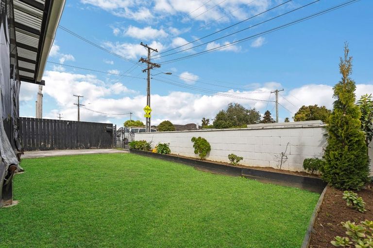 Photo of property in 47a Tawa Crescent, Manurewa, Auckland, 2102