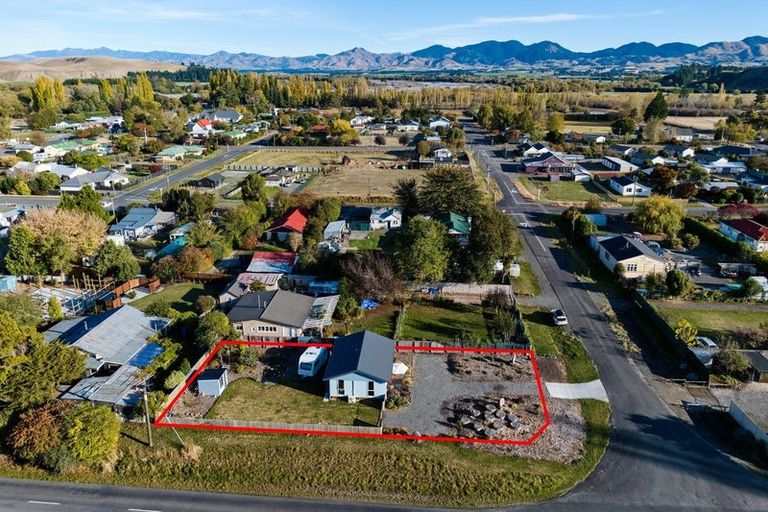 Photo of property in 27 Parnassus Street, Waiau, 7332