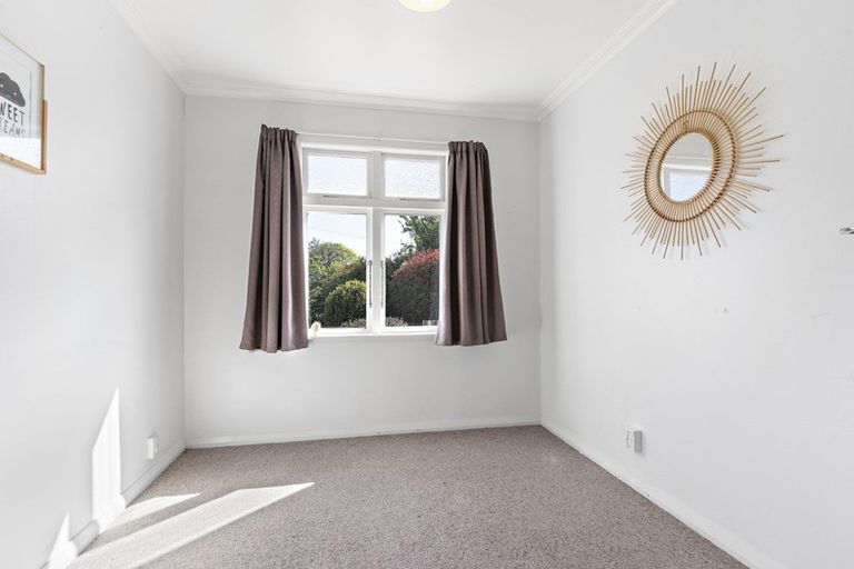 Photo of property in 28 Raglan Street, Lansdowne, Masterton, 5810