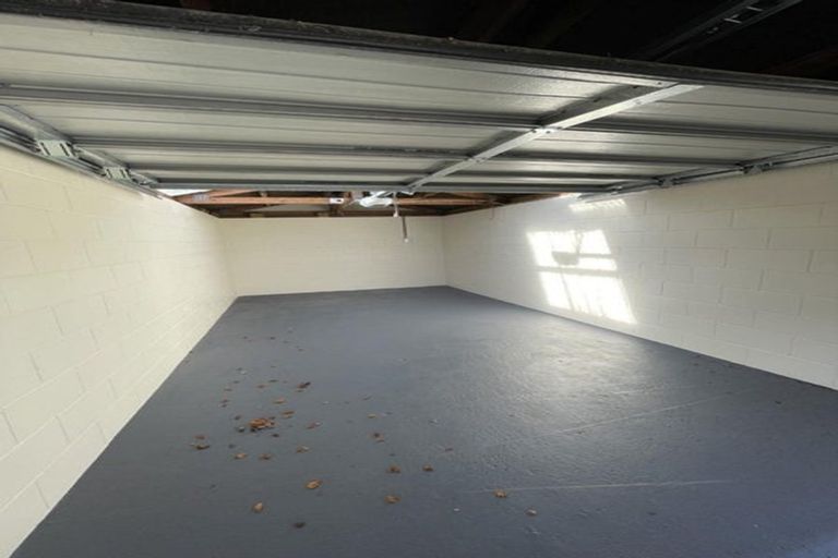 Photo of property in 1/8 Steadman Road, Broomfield, Christchurch, 8042