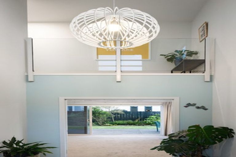 Photo of property in 30 Surfers Avenue, Waihi Beach, 3611