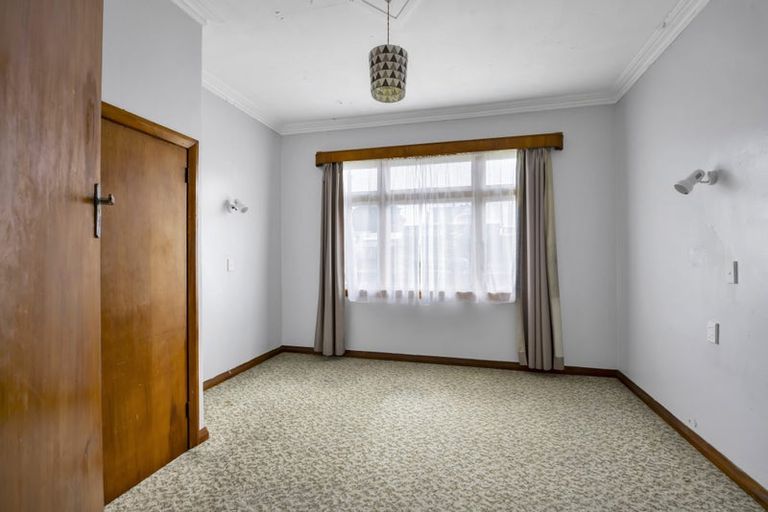 Photo of property in 225 South Road, Hawera, 4610