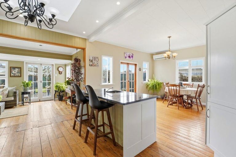 Photo of property in 64 Liverpool Street, Whanganui, 4500