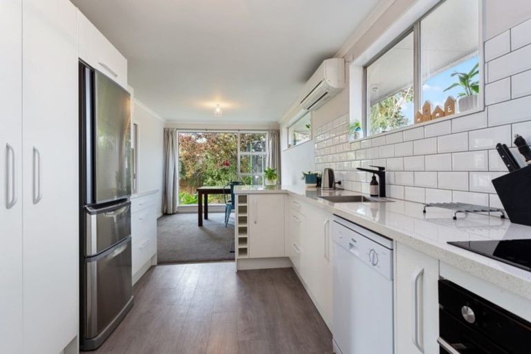 Photo of property in 10 Douglas Street, Rangiora, 7400