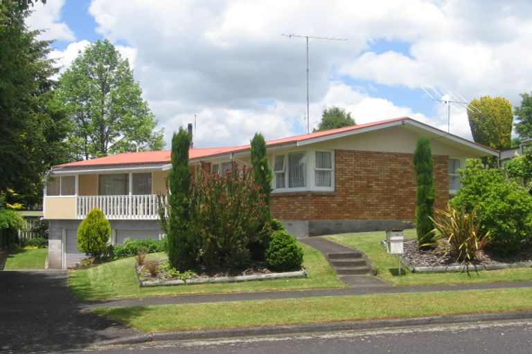Photo of property in 10 Hall Crescent, Taumarunui, 3920