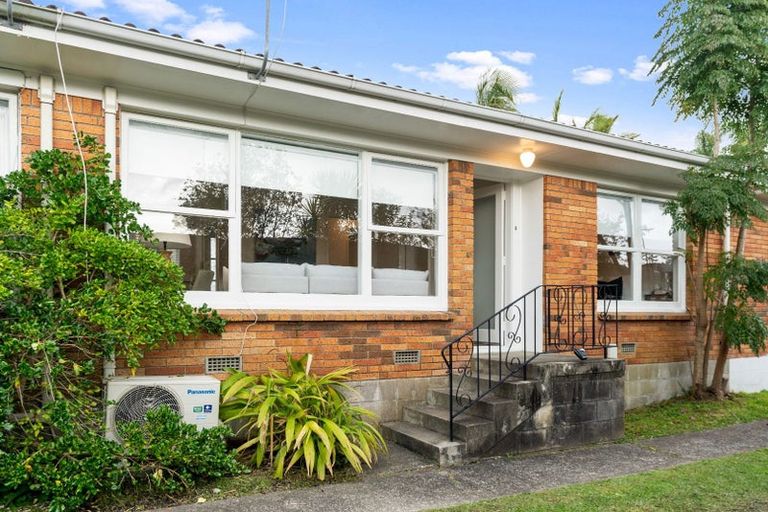 Photo of property in 3/53 Lake Road, Devonport, Auckland, 0624