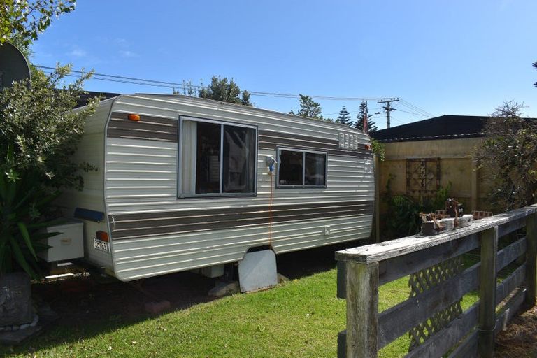 Photo of property in 20 Tasman Road, Otaki Beach, Otaki, 5512