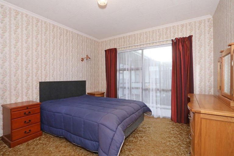 Photo of property in 2 Walker Crescent, Bulls, 4818