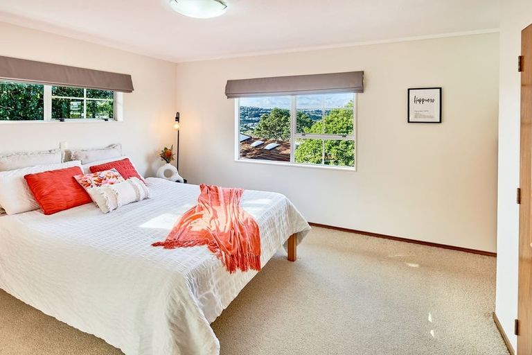 Photo of property in 4 Mclintock Street, Johnsonville, Wellington, 6037