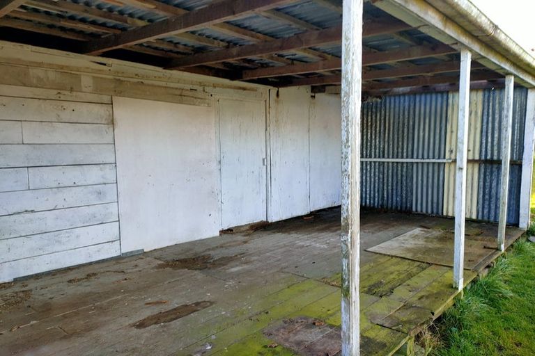 Photo of property in 4 Clifford Street, Clinton, 9534