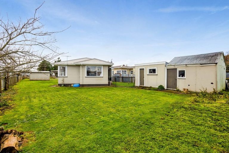 Photo of property in 19 Galt Street, Hawera, 4610