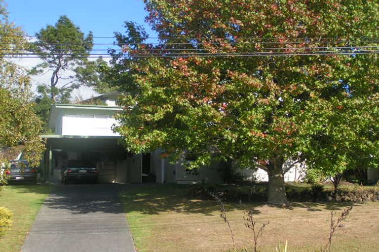 Photo of property in 34 Becroft Drive, Forrest Hill, Auckland, 0620