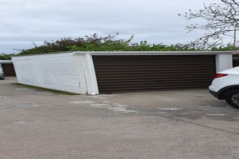 Photo of property in 2/10 Owens Terrace, Upper Riccarton, Christchurch, 8041