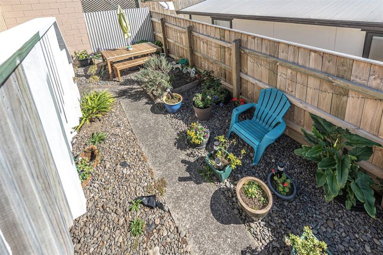 Photo of property in 75a Matai Street, Castlecliff, Whanganui, 4501