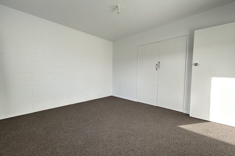 Photo of property in 12 Margaret Road, Papatoetoe, Auckland, 2025