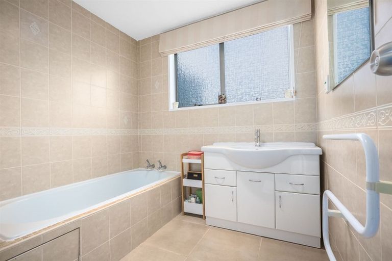 Photo of property in 49 Discovery Drive, Whitby, Porirua, 5024