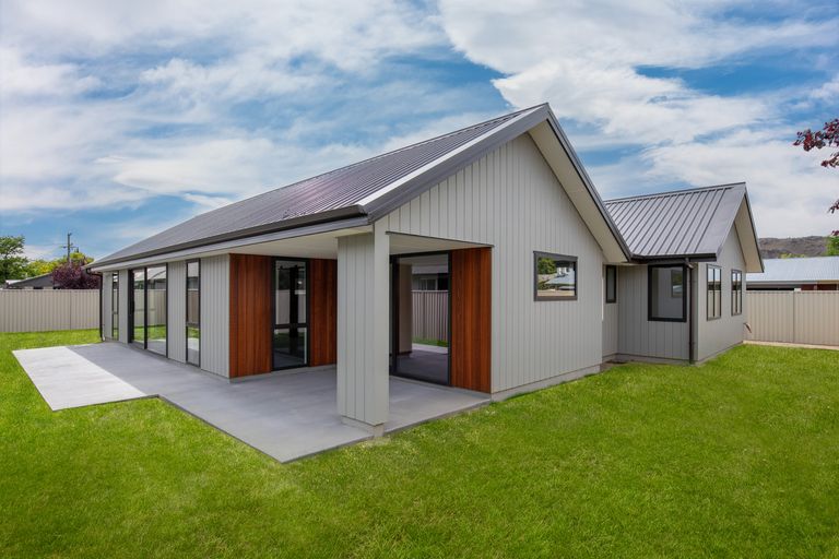 Photo of property in 16 Bantry Street, Alexandra, 9320