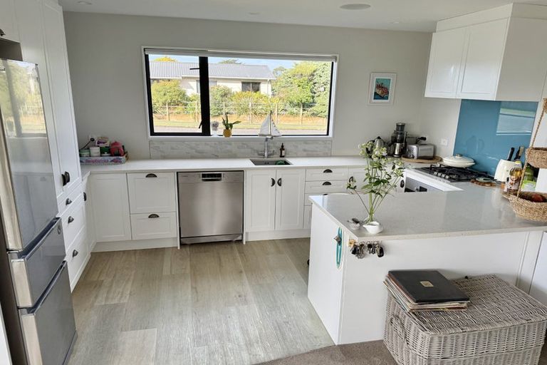 Photo of property in 13 Cook Street, Carters Beach, Westport, 7825