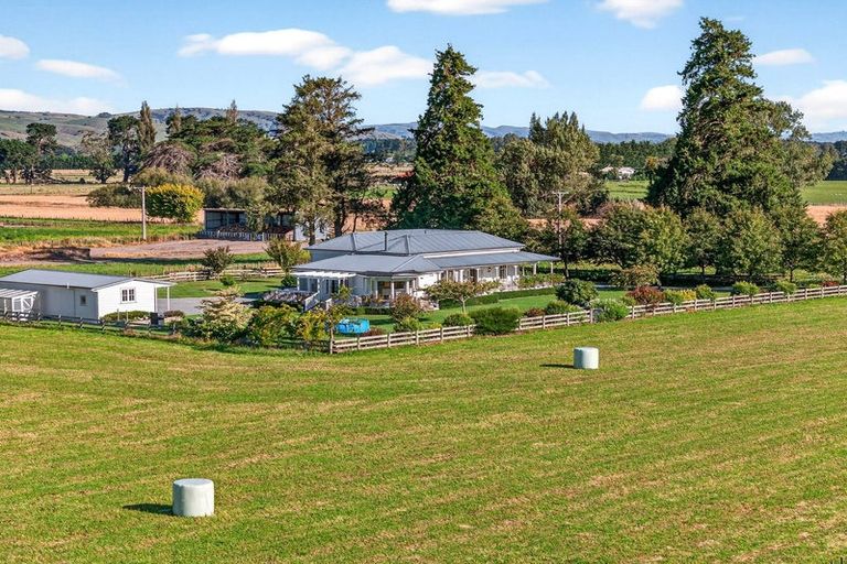 Photo of property in 23a Hupenui Road, Ahikouka, Greytown, 5794