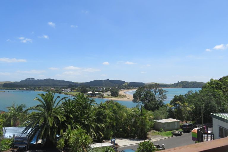 Photo of property in 13 Bush Point Road, Cable Bay, 0420