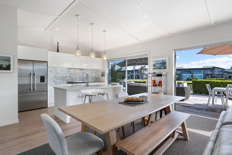 Photo of property in 105 Motu Hei, Pauanui, Hikuai, 3579