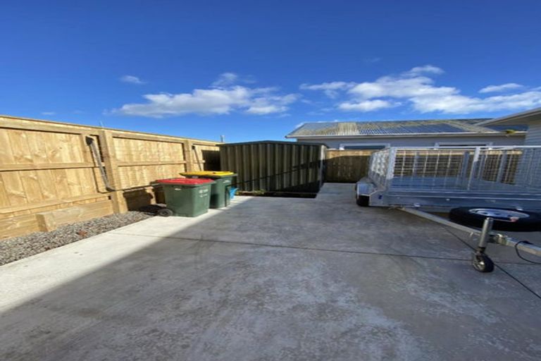 Photo of property in 239 Huatoki Street, Upper Vogeltown, New Plymouth, 4310