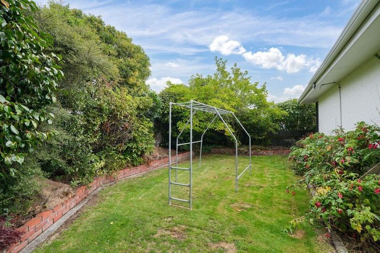 Photo of property in 2 Rowan Street, Hargest, Invercargill, 9810