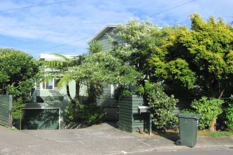 Photo of property in 11 Levin Grove, Kelson, Lower Hutt, 5010