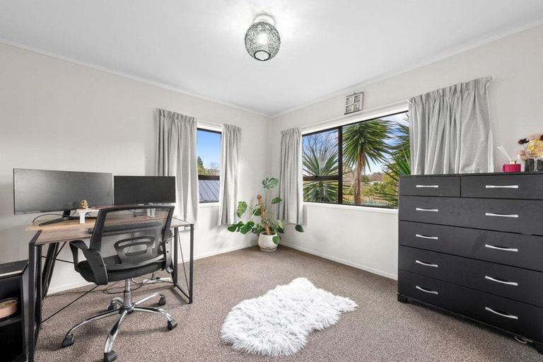 Photo of property in 31 Kellett Road, Ranui, Auckland, 0612