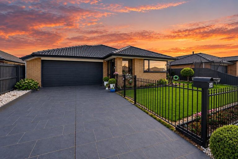 Photo of property in 1/54 Bella Rosa Drive, Hei Hei, Christchurch, 8042
