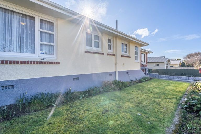 Photo of property in 12 Banks Street, Richmond, Invercargill, 9810