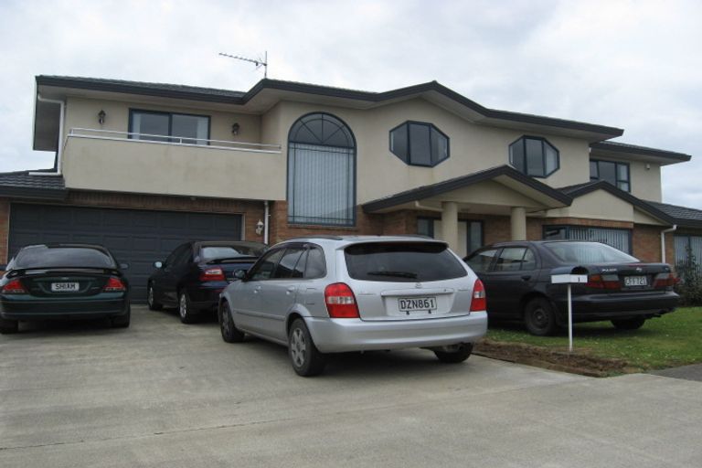 Photo of property in 1 Cyclamen Road, Mangere, Auckland, 2022