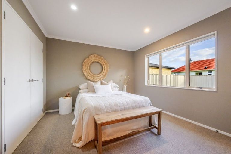 Photo of property in 7a Avondale Road, Taradale, Napier, 4112