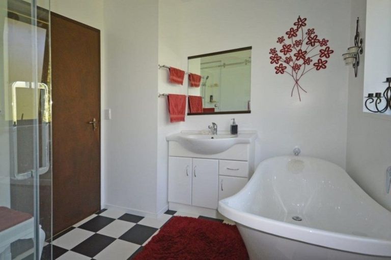 Photo of property in 56 Daniels Road, Normanby, Timaru, 7971