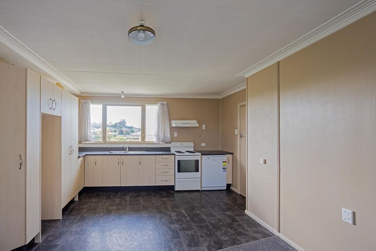 Photo of property in 43 Stuart Street, Holmes Hill, Oamaru, 9401