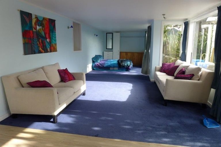 Photo of property in 81 Karepa Street, Brooklyn, Wellington, 6021