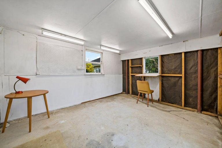Photo of property in 50 Rogan Street, Mount Roskill, Auckland, 1041