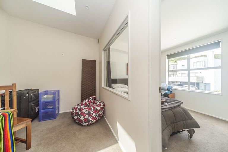 Photo of property in 74 Saddleback Grove, Karori, Wellington, 6012