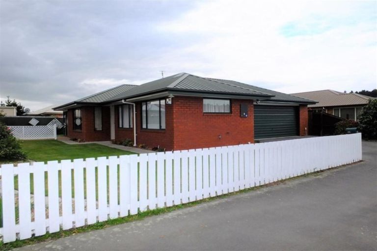 Photo of property in 3 Daniela Lane, Linwood, Christchurch, 8062