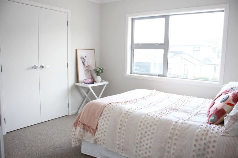 Photo of property in 27 Farnworth Terrace, Churton Park, Wellington, 6037