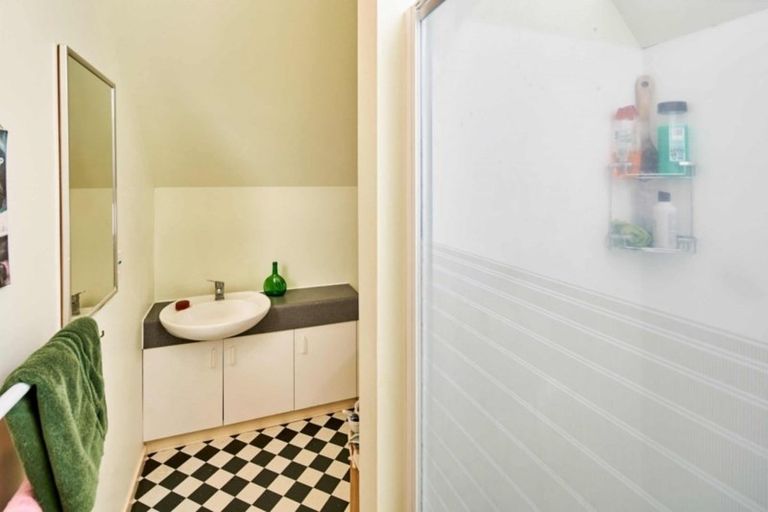 Photo of property in 8/240 The Terrace, Wellington Central, Wellington, 6011