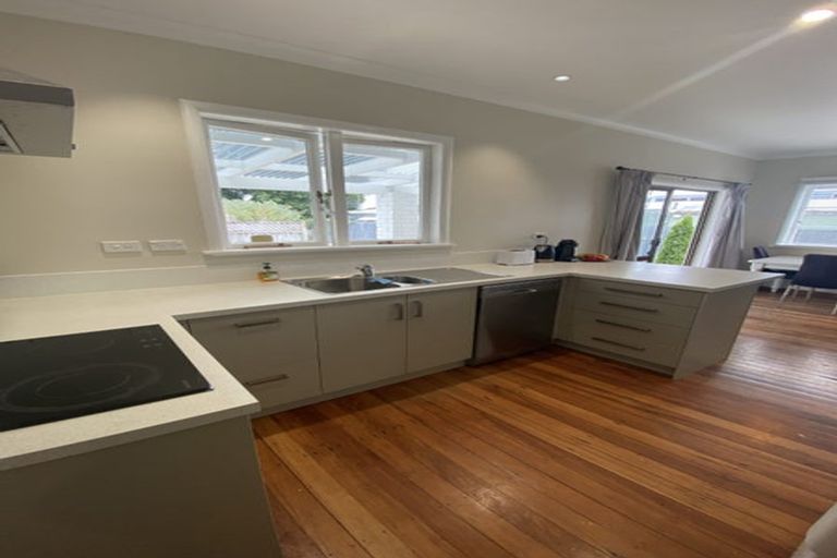 Photo of property in 1157 Heaphy Terrace, Fairfield, Hamilton, 3214