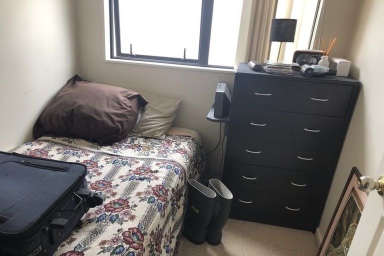 Photo of property in 3/102 Greenhithe Road, Greenhithe, Auckland, 0632